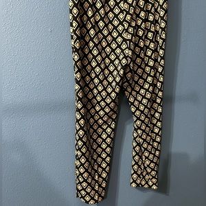Dennis Basso Luxe Crepe Printed Ankle Pants wButtonDetail Size Medium Stretchy
